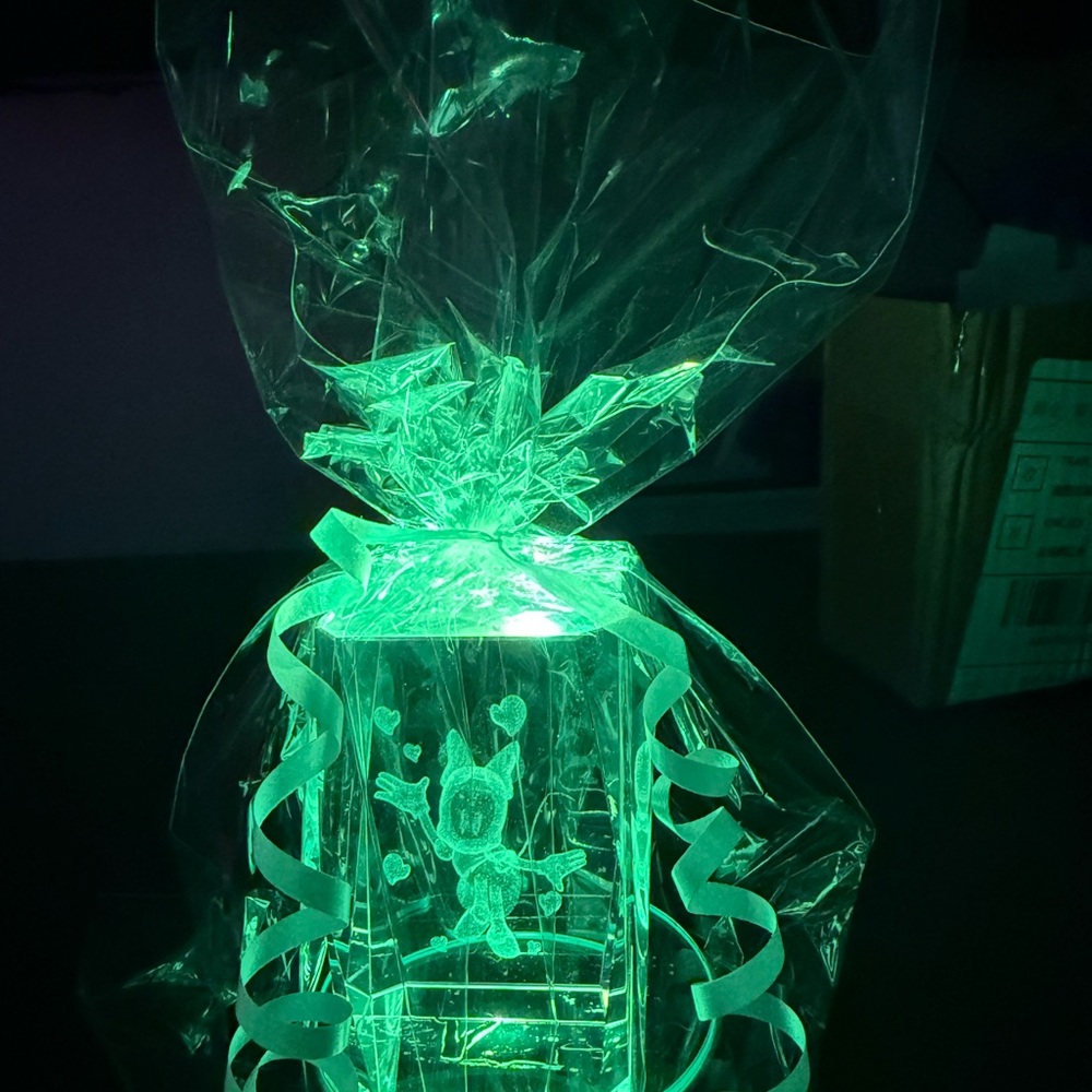 Minnie, mouse crystal with an LED light up base.